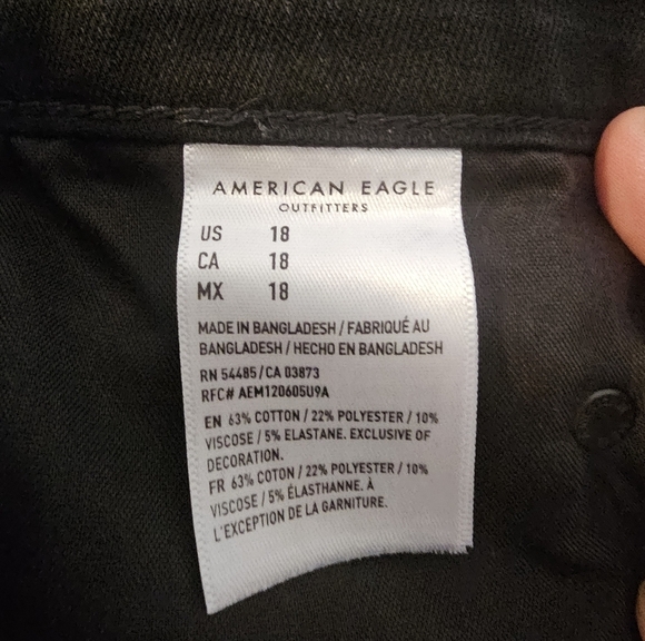 American Eagle The Dream Jean Shortie Black Denim Jean Shorts Size 18 - Picture 4 of 4